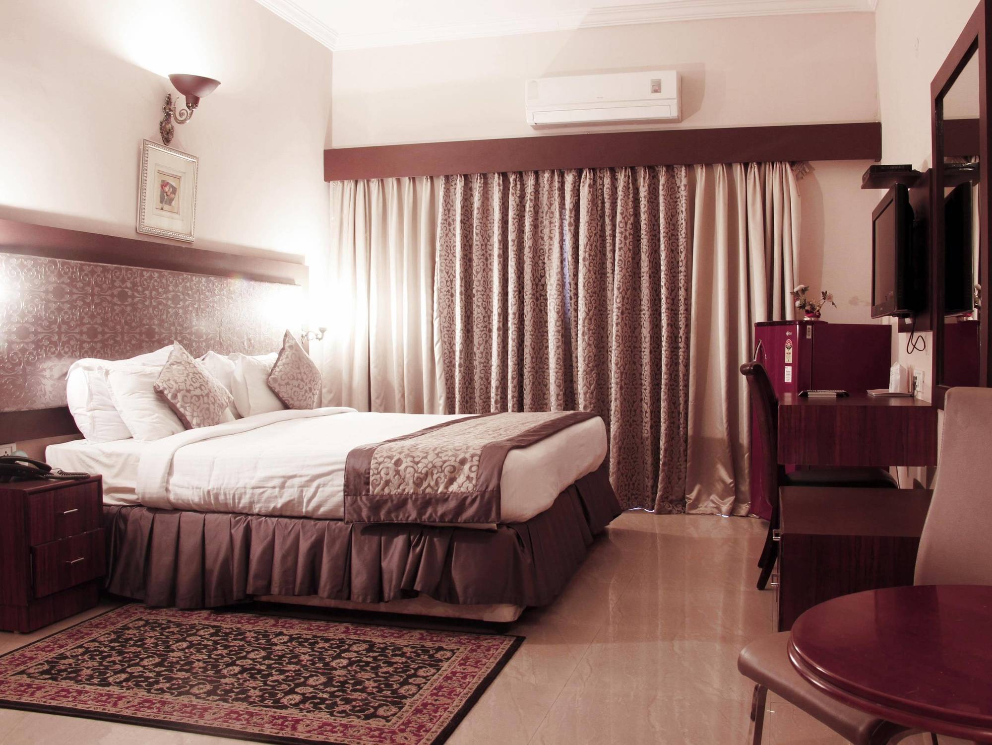 Genx Banjara Hill 1589 Hotel Hyderabad Exterior photo